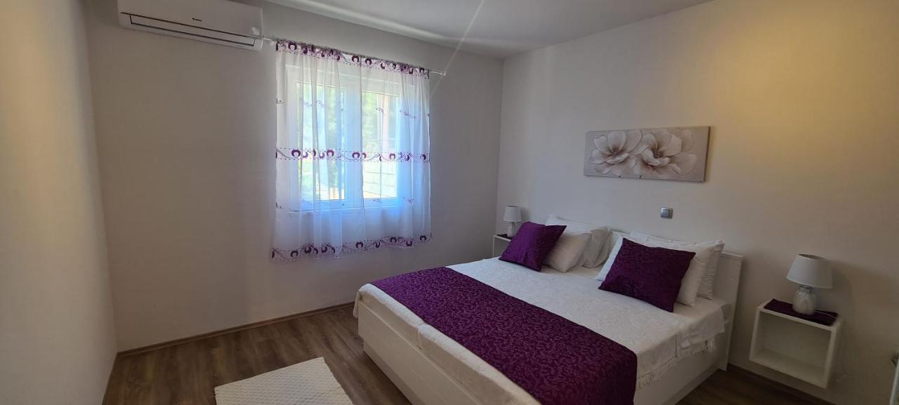 איוואן דולץ Apartments Helena מראה חיצוני תמונה