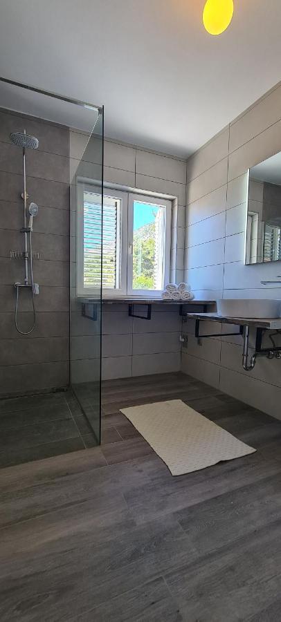 איוואן דולץ Apartments Helena מראה חיצוני תמונה