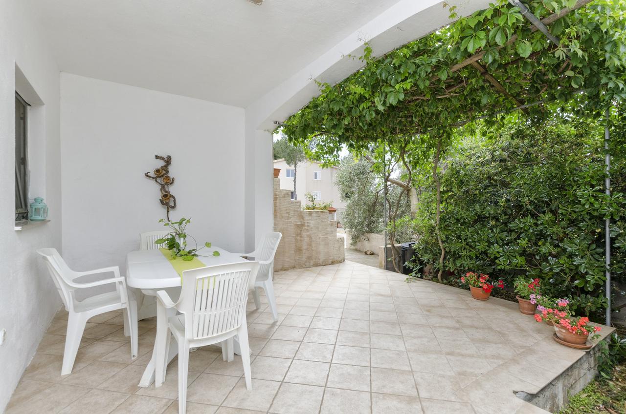 איוואן דולץ Apartments Helena מראה חיצוני תמונה